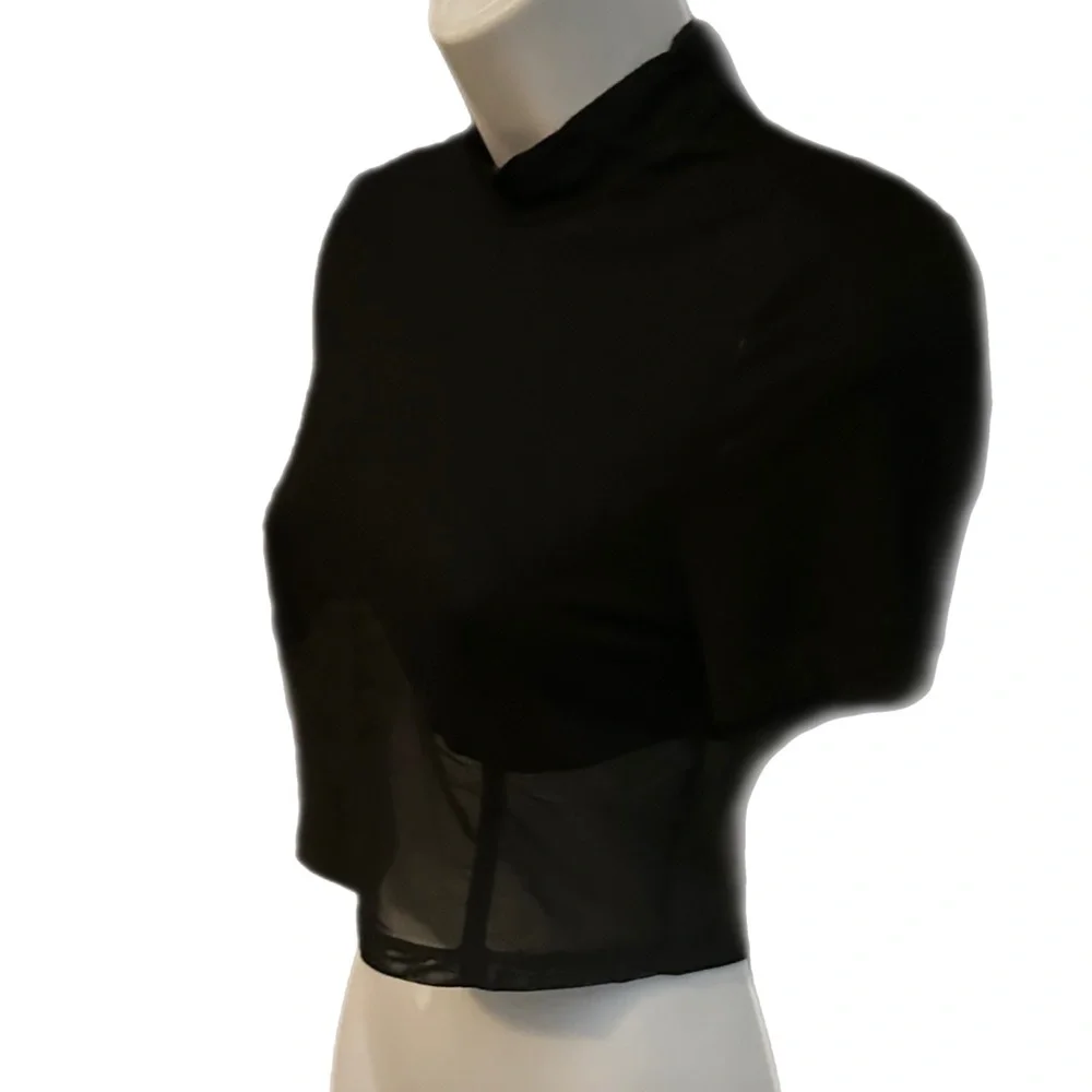 Shein top‎